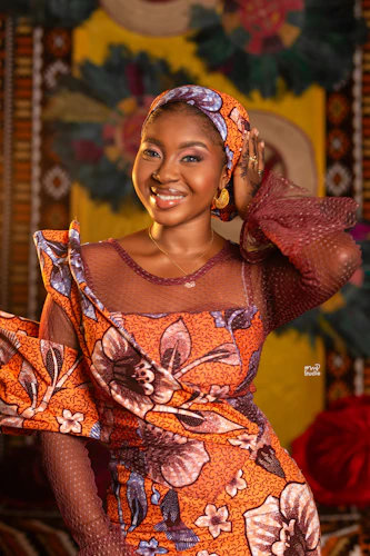 Bridesmaid VIII - Ummu Umar - Arewa by Yushahu Yussif Azara