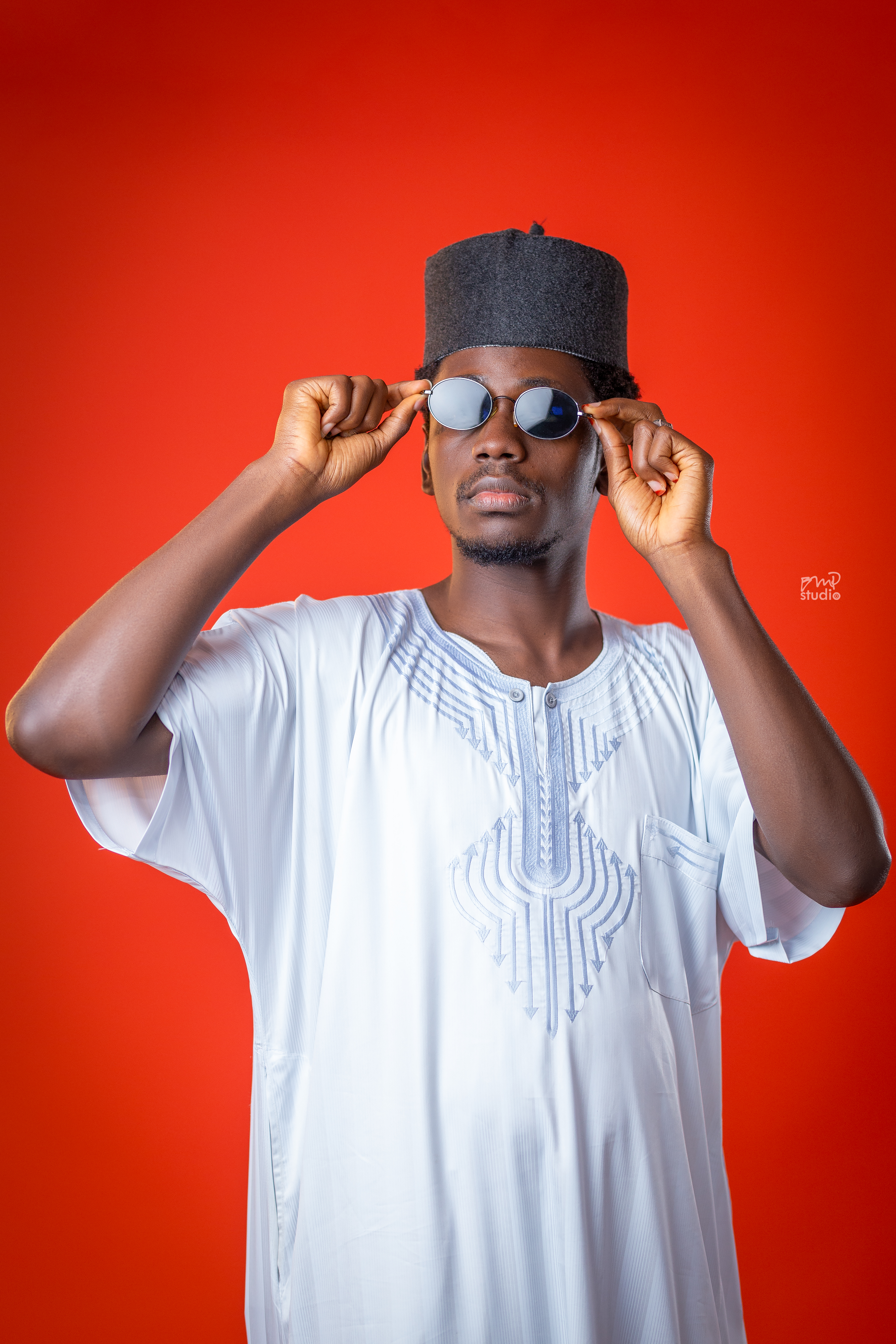 Photographer et Director's Image II by Iddris Mohammed